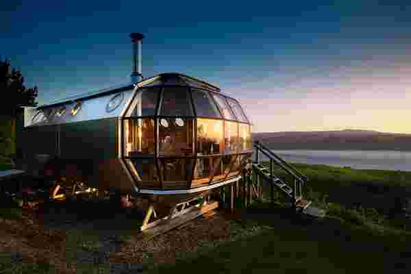 This Airbnb Airship brings the stargazing to your room