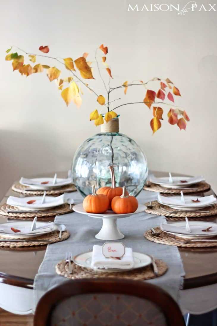 Thanksgiving Decorating Ideas That Will Take 10 Minutes or Less