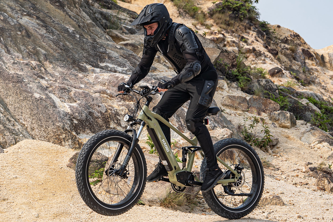 How Dual Battery Electric Mountain Bike Are Transforming Mountain Biking
