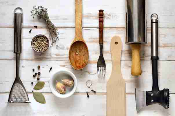 32 Different Types of Kitchen Utensils and Their Uses